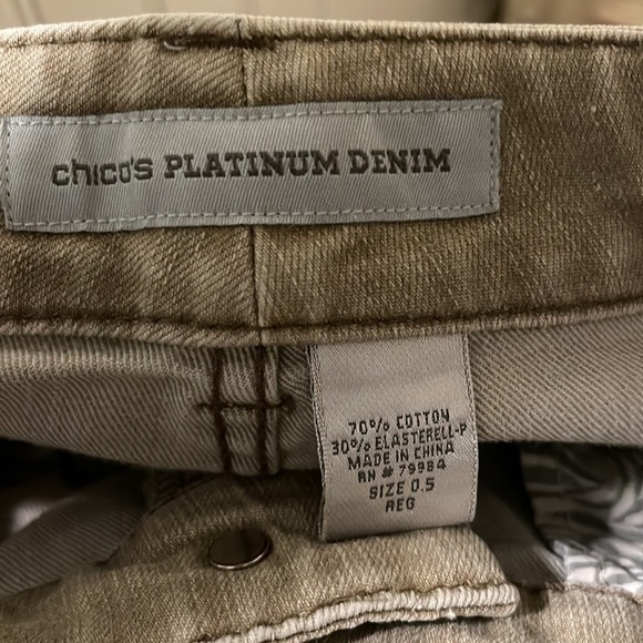 Euc Chico’s platinum jeans - Picture 8 of 12
